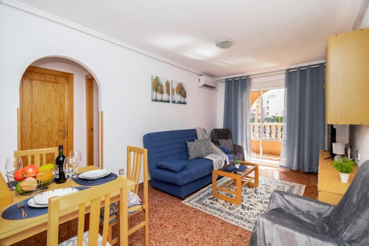 Apartamentos Villa Madrid Torrevieja Bagian luar foto